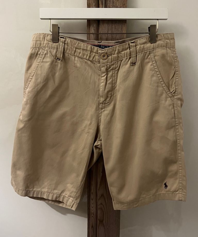 Polo Ralph Lauren men’s cream chino shorts with embroidered pony logo on the leg