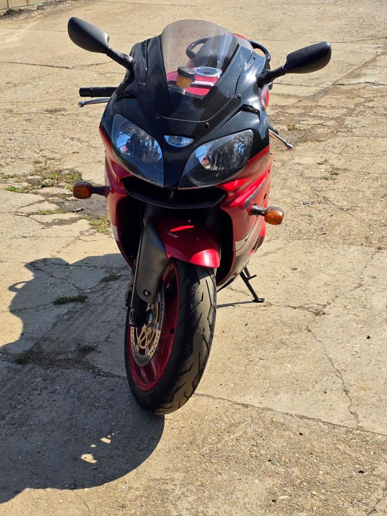 Kawasaki, Ninja ZX 9, 2001, 899 (cc)