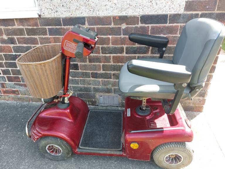 Shoprider 4mph scooter with charger In working order read description
