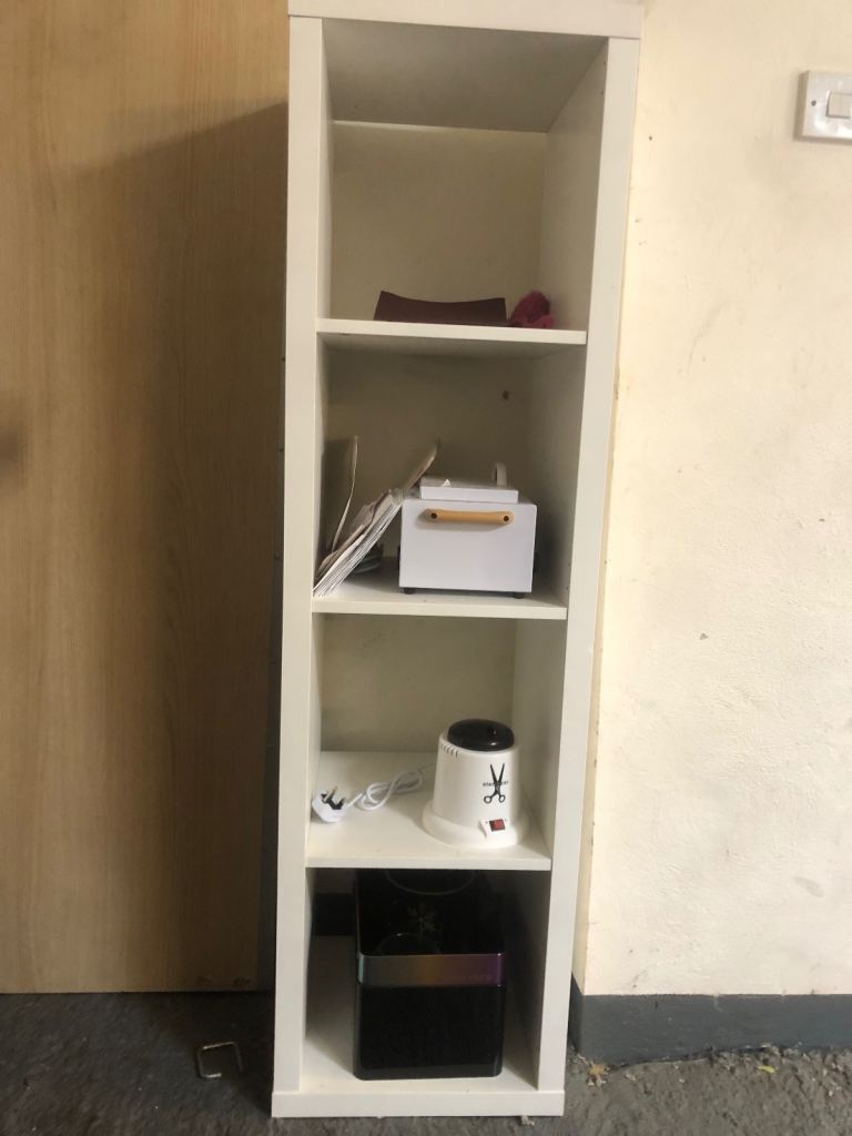 White Wooden Bookcase / Storage Unit - Good Condition