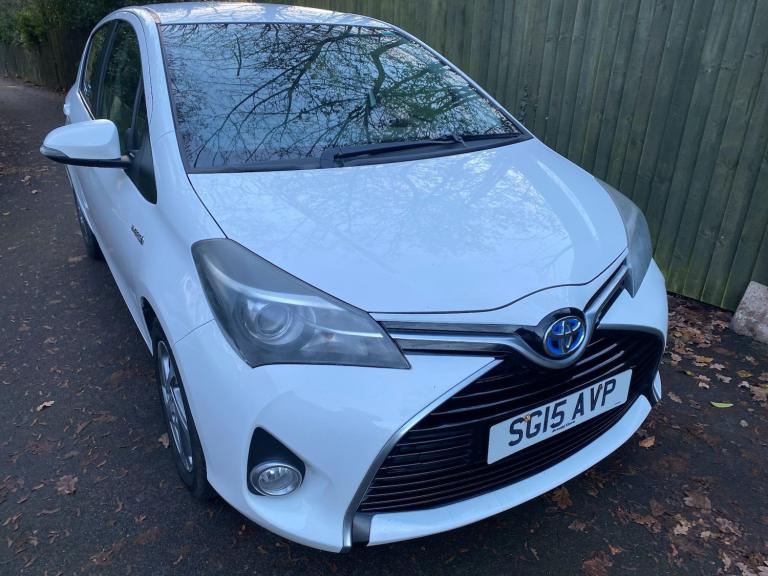 2015 Toyota Yaris 1.5 VVT-h Icon E-CVT Euro 6 5dr HATCHBACK Petrol/Electric Hybrid Automatic