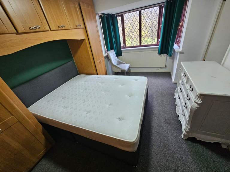  6-Bedroom Modern Supported Accommodation – Universal Credit, ESA, JSA & PIP accepted