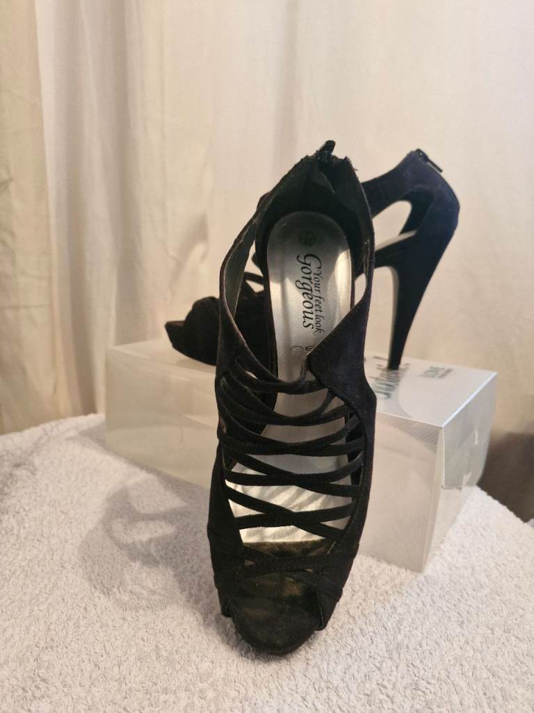 All dressed up heels