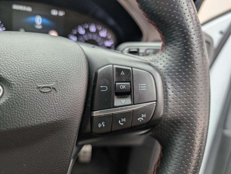  Ford Focus 1.5T EcoBoost ST-Line Hatchback 5dr Petrol Manual Euro 6 (s/s) (150 ps) CRU Petrol Ma...