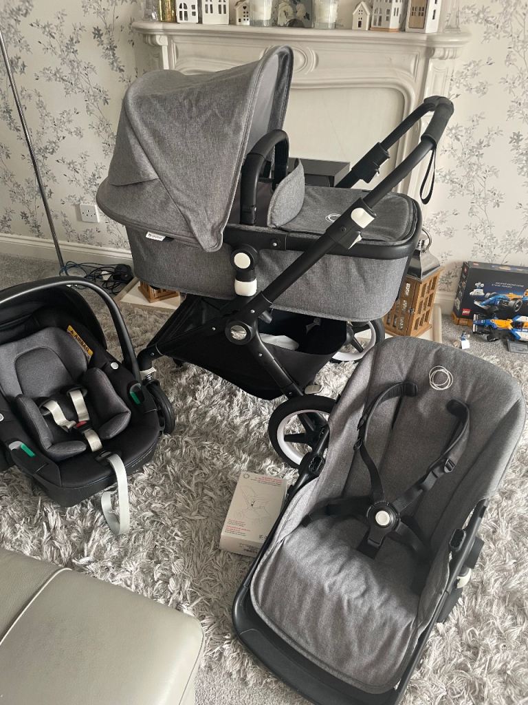 Bugaboo Lynx travel system with extras in grey melange in great condition 