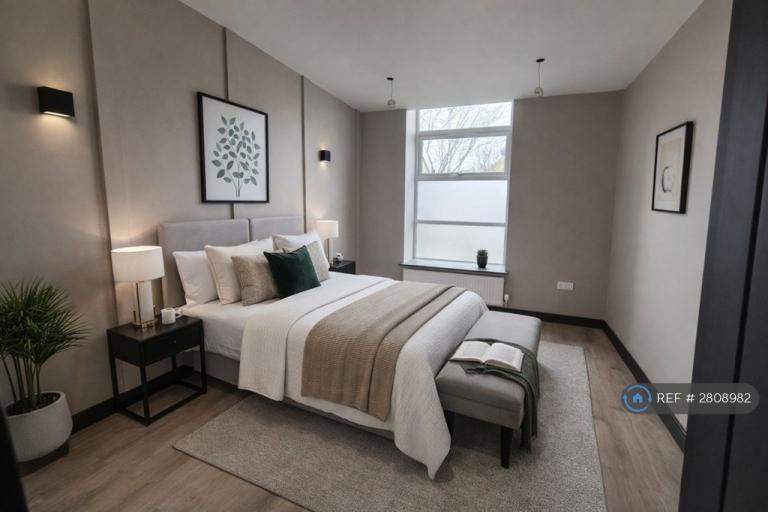 2 bedroom flat in Park Road, Rossendale, BB4 (2 bed) (#2808982)