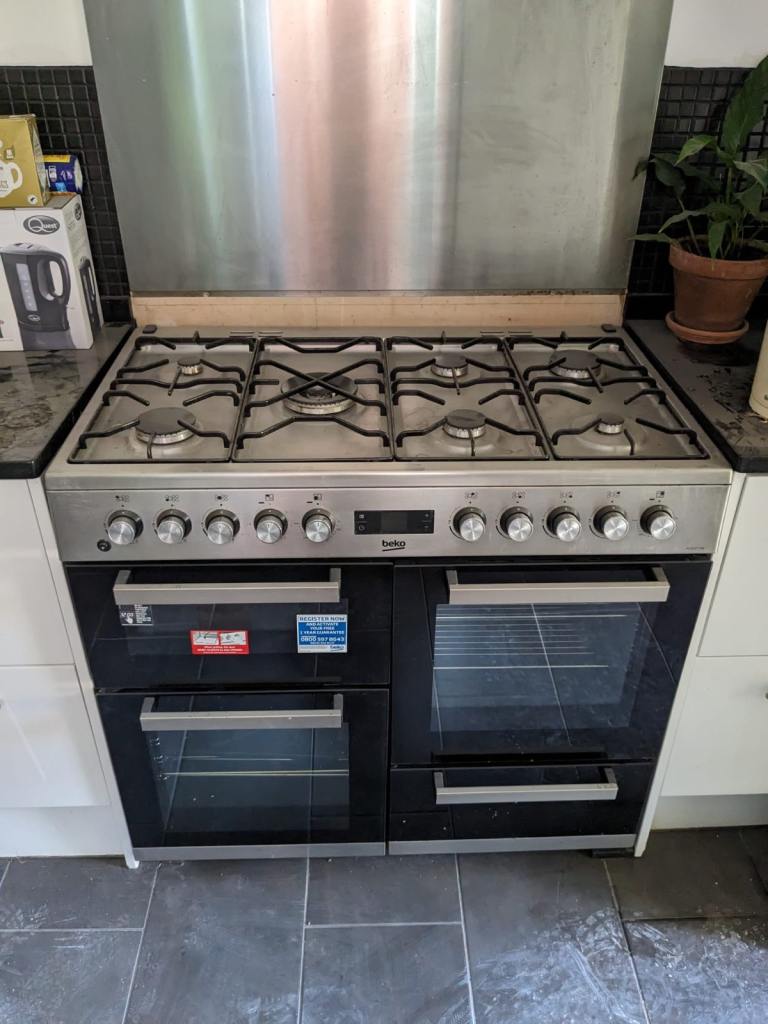 FREE Beko gas cooker - kdvf100