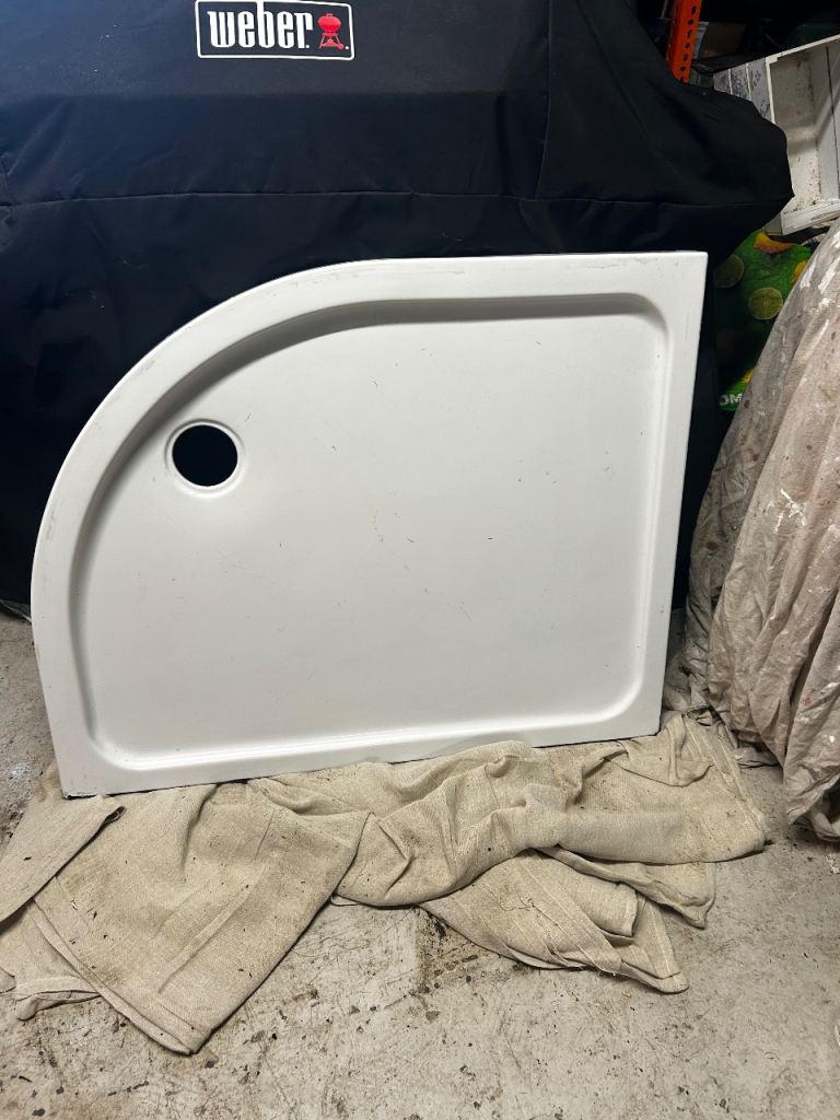 1000x800 shower tray and glass panels