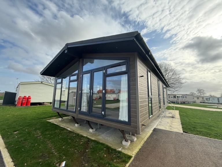 Static caravan/ twin unit Pathfinder Resi lodge 40x20 2bed - Free UK Delivery 
