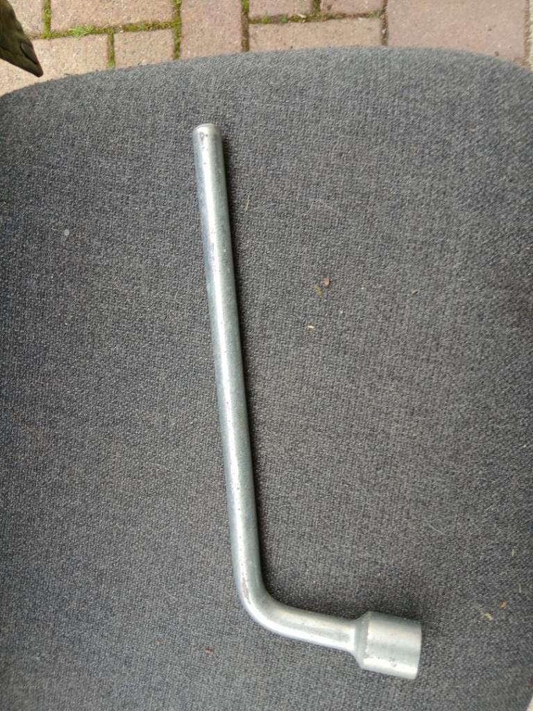 Caravan wheel iron - 19mm
