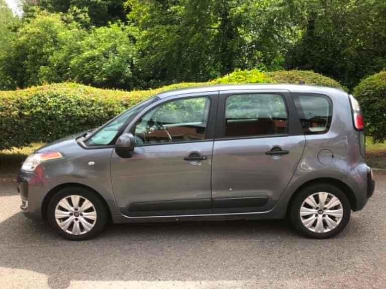 CITROEN C3 PICASSO 1.6 VTR DIESEL 2011 £35 A YEAR TAX MOT 6 MONTHS PART SERVICE HISTORY