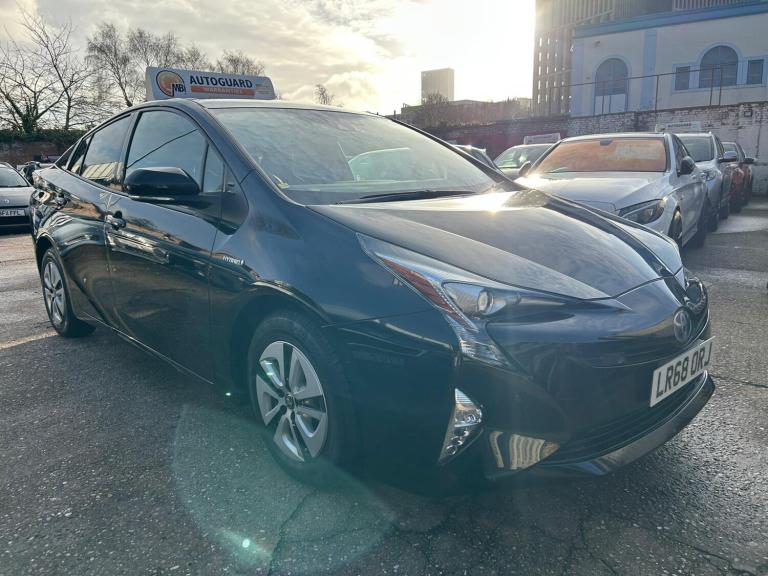  Toyota Prius 1.8 VVT-h Business Edition CVT AWD Euro 6 (s/s) 5dr Petrol/Electric Hybrid Automatic