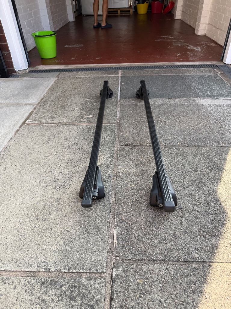 THULE RAPID SYSTEM 757 ROOF BARS