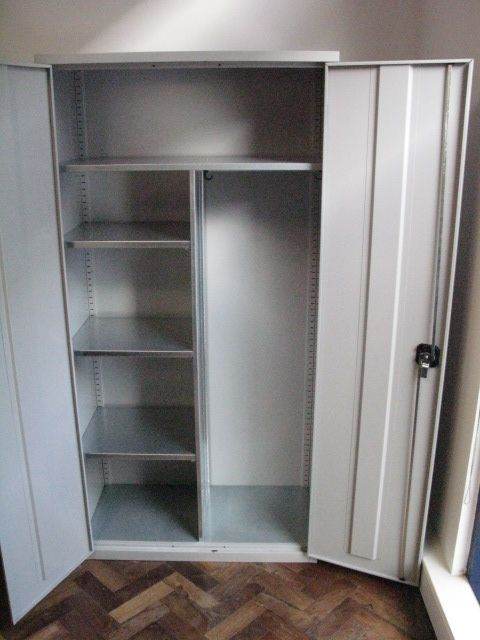 Metal Cabinet or Office Wardrobe . Size : H=183cm , W=92cm , D=47cm