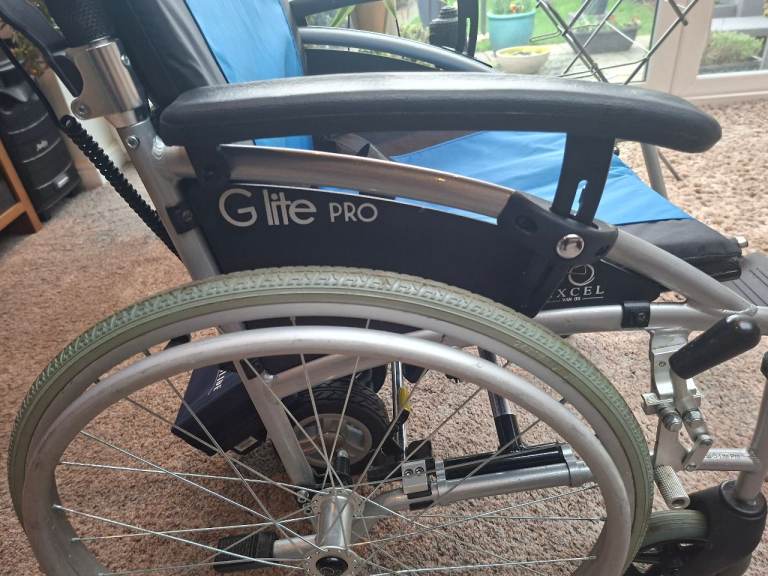 Battery powered assisted  wheelchair. G LITE PRO EXCEL EXTRA LARGE . 