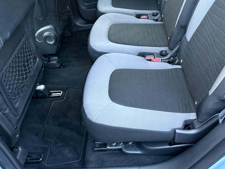 2013 Citroen C4 Picasso 1.6 e-HDi 115 Airdream Exclusive 5dr ETG6 MPV Diesel Automatic