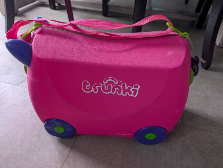 Pink Trunkii case kids