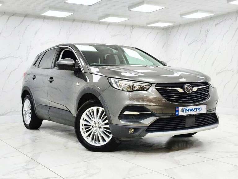2018 Vauxhall Grandland X 1.2 Turbo Sport Nav SUV 5dr Petrol Manual Euro 6 (s/s) (130 ps) HATCHBA...