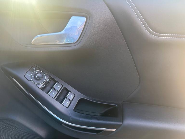 2024 Ford Puma ST-LINE VIGNALE MHEV 1.0 Ecoboost Mhev 155ps Hatchback PETROL Automatic