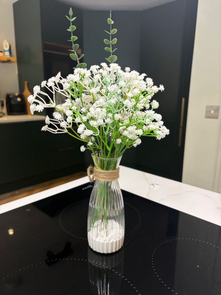 Artificial flowers - Table decoration 