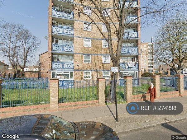 2 bedroom flat in Gaitskell House, London, E6 (2 bed) (#2741818)
