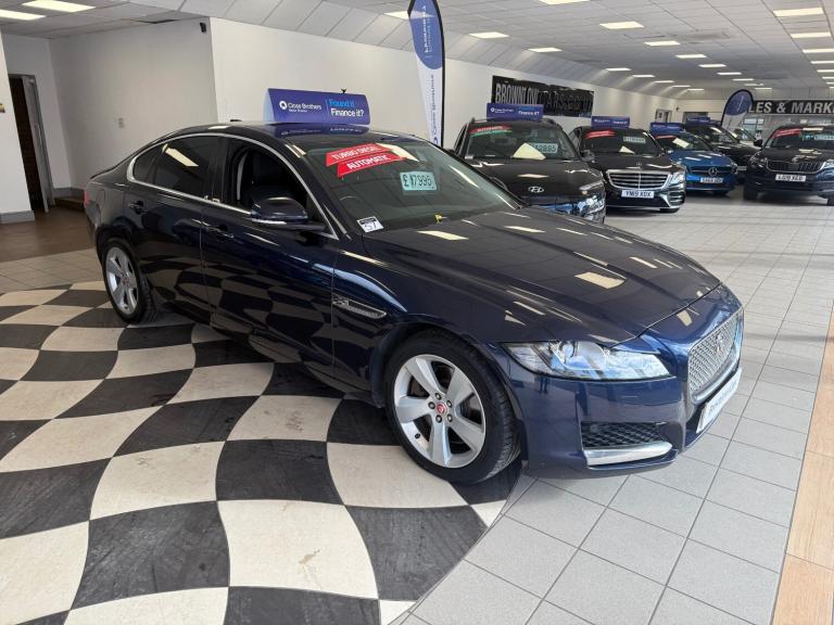 2017 Jaguar XF 3.0d V6 Portfolio 4dr Auto SALOON Diesel Automatic