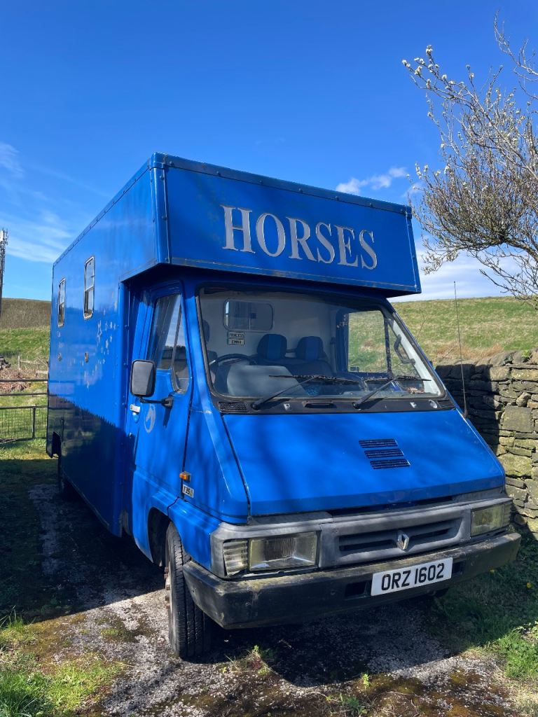 Renault, MASTER T35D LWB, Panel Van, 1996, 2499 (cc)