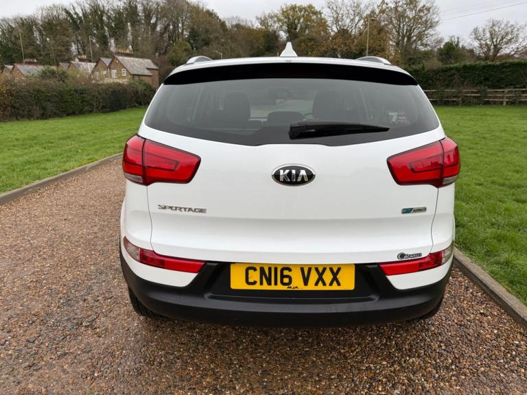 2016 Kia Sportage 1.7 CRDi EcoDynamics 3 2WD Euro 6 (s/s) 5dr ESTATE Diesel Manual