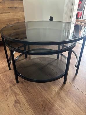 Nest of 2 tables 