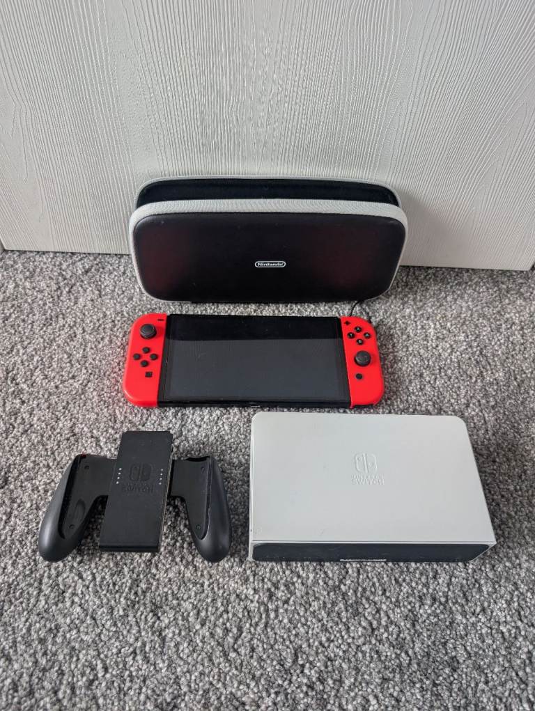 NINTENDO SWITCH OLED 