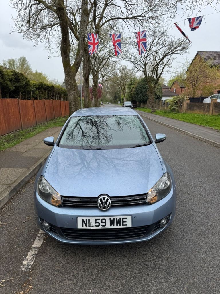 2010 Volkswagen GOLF