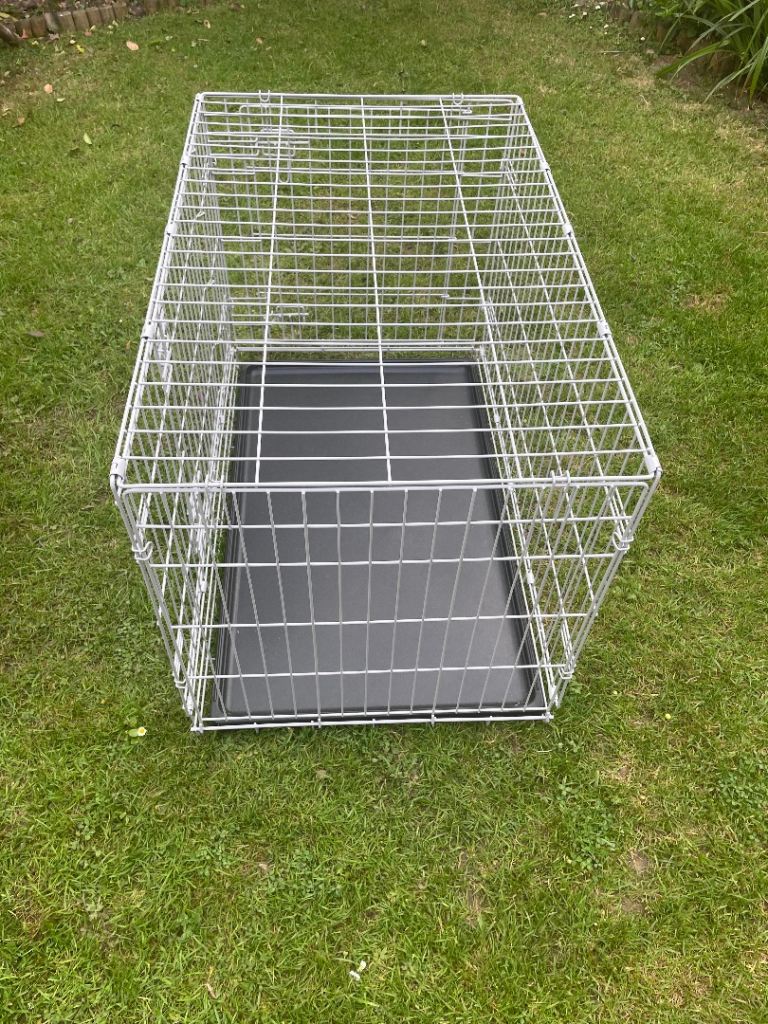 Pets at Home Double Door Easy Assemble Secure Folding Dog Crate