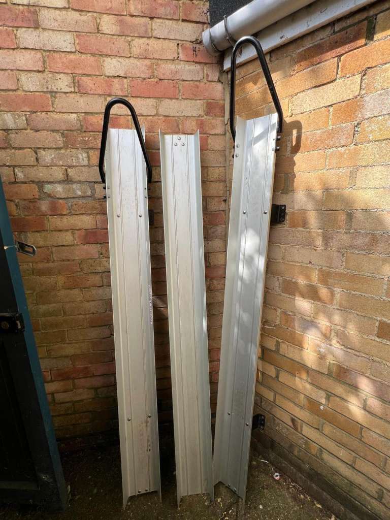 FIAMMA Carry-Moto Motorcycle Loading Rails for Motorhome Garage – Excellent Condition