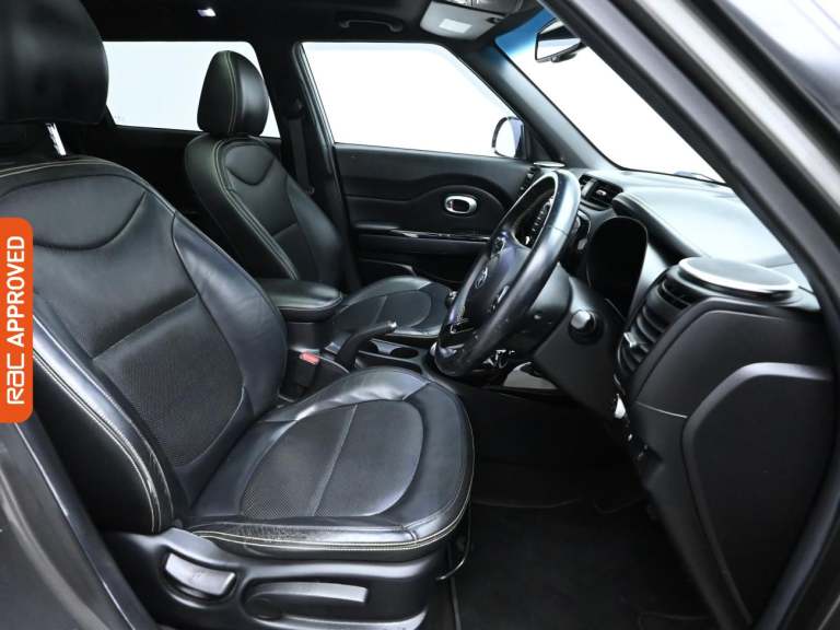 2015 Kia Soul 1.6 CRDi Maxx SUV 5dr Diesel Manual Euro 5 (126 bhp) Hatchback DIESEL Manual