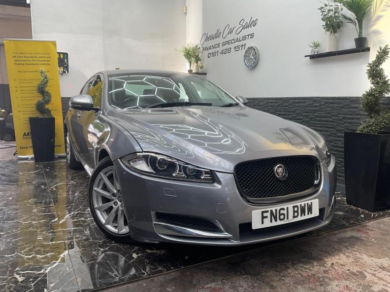 2011 Jaguar XF 2.2d Luxury 4dr Auto SALOON DIESEL Automatic