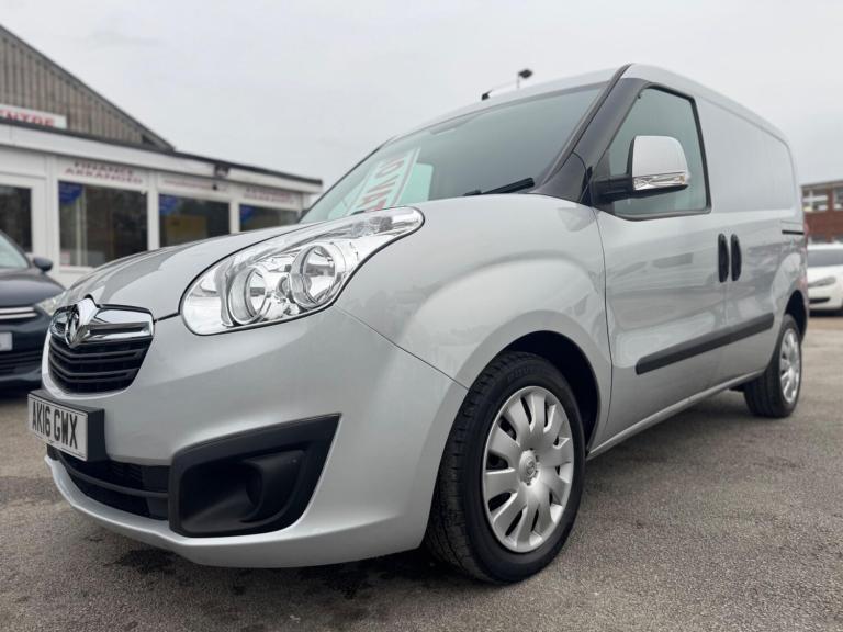 2016 Vauxhall Combo 2300 1.6 CDTI 16V 105ps H1 Sportive Crew Van PANEL VAN DIESEL Manual