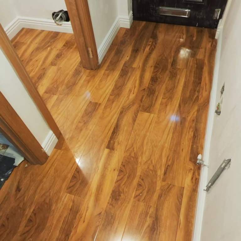 Laminate fitters and flooring installation 