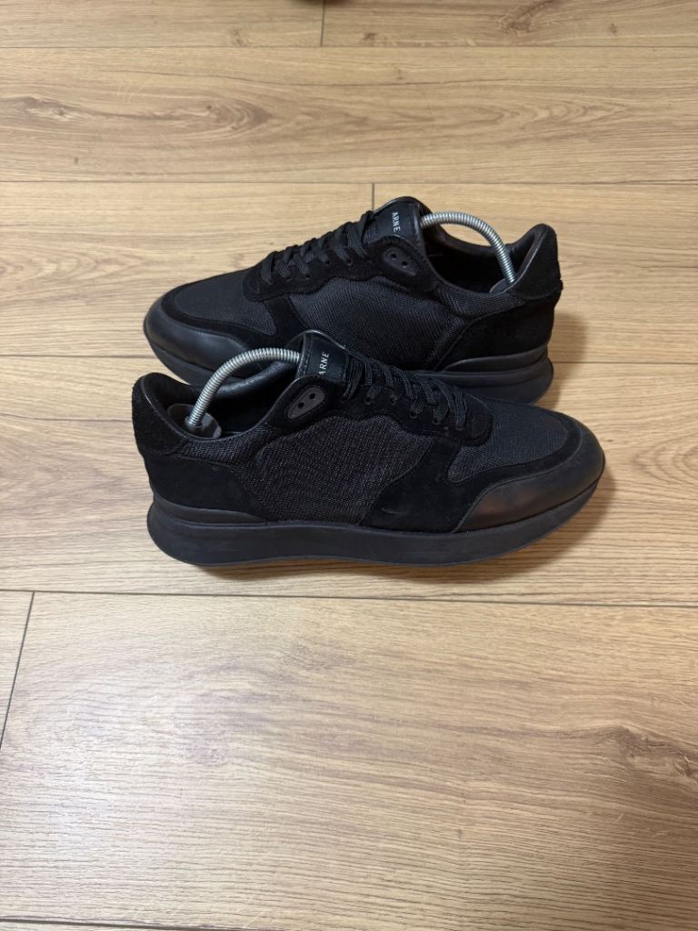 ARNE Black Trainers Size 10 EUR 44 – As Good As New