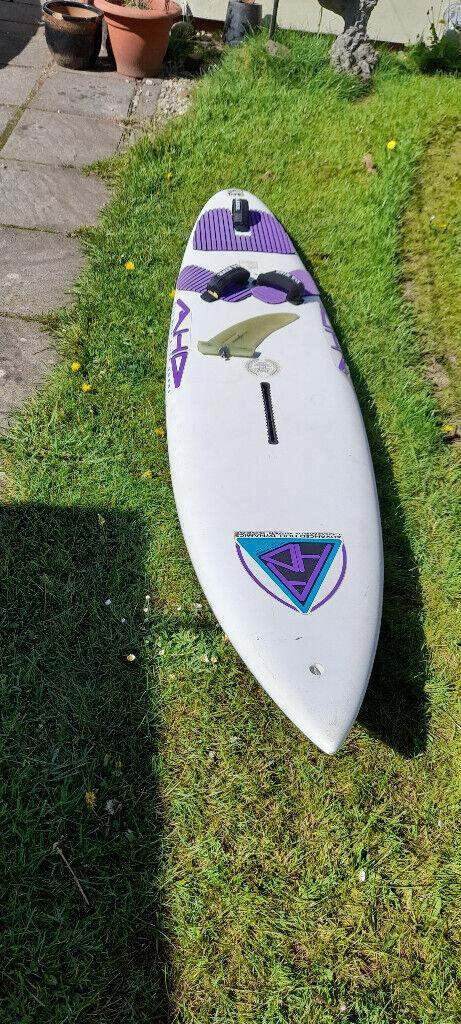 Board- winsurfing paddle boarding