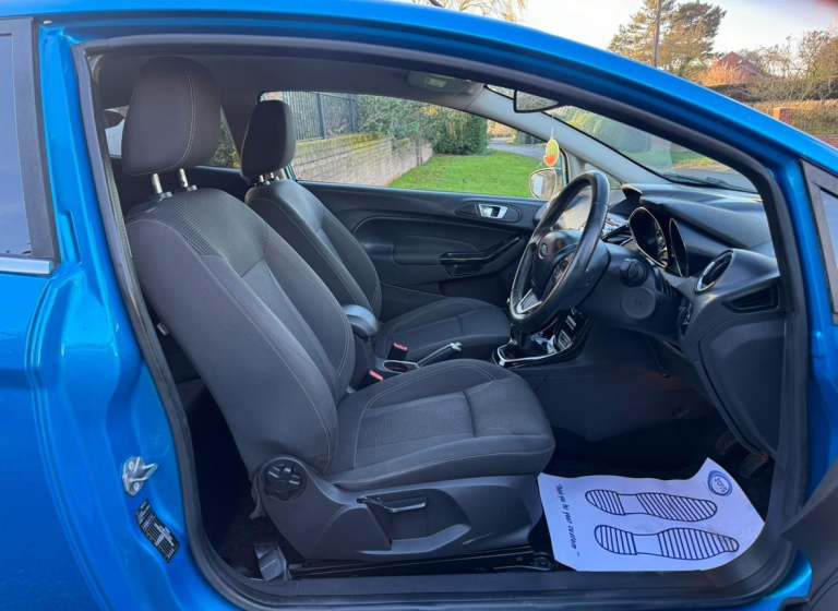 2016 (66) FORD FIESTA 1.0T TITANIUM GENUINE 45,000 MILES SAT NAV HEATED SEATS! 