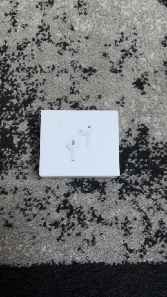 Apple AirPods Pro - White, As Good As New