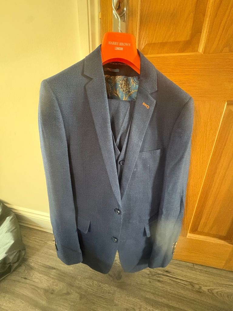 Harry Brown Blue 3-Piece Suit – Good Condition