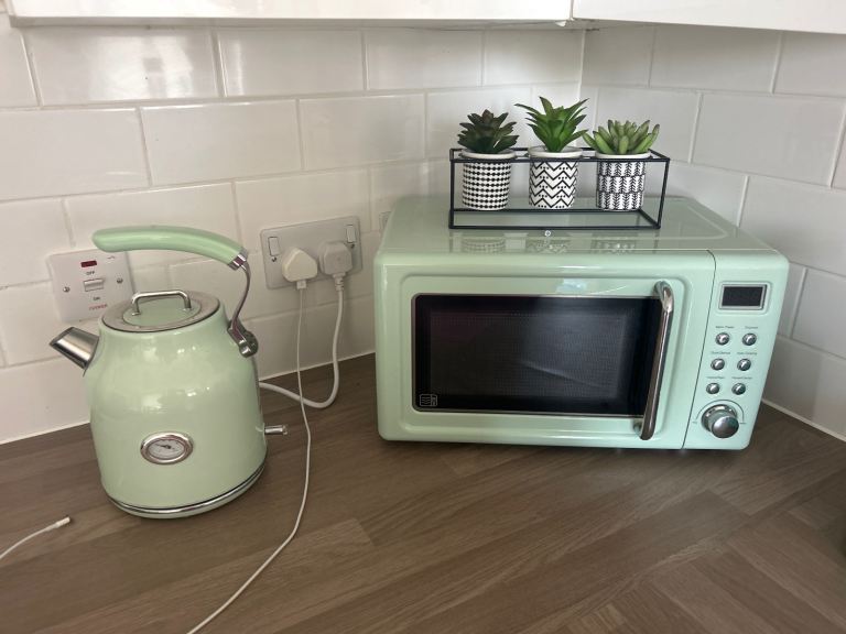Mint Green Microwave and Matching Kettle - As Good As New