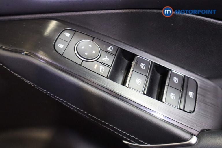 2022 Nissan Qashqai 1.3 DiG-T MH Tekna 5dr SUV Petrol Manual