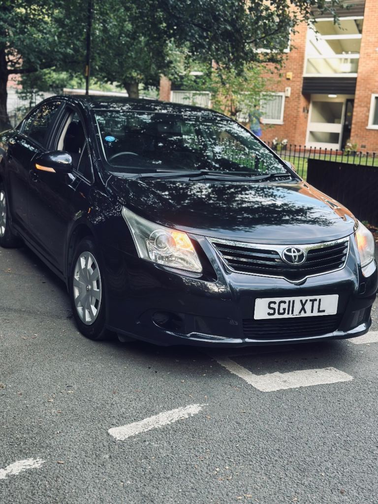 Toyota, AVENSIS, Saloon, 2011, Manual, 1998 (cc), 4 doors