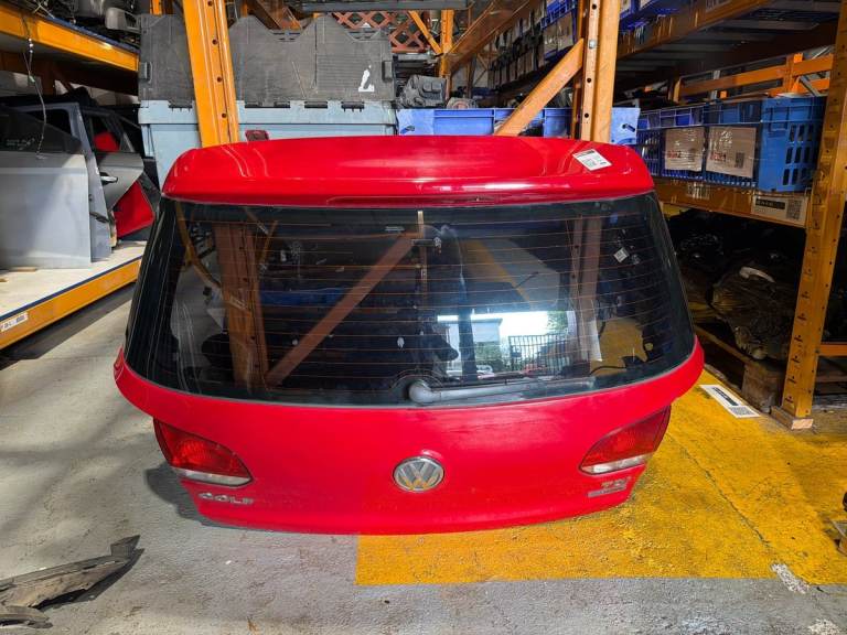 VW GOLF MK6 RED TAILGATE COMPLETE LY3D TORANADO RED 2008-12