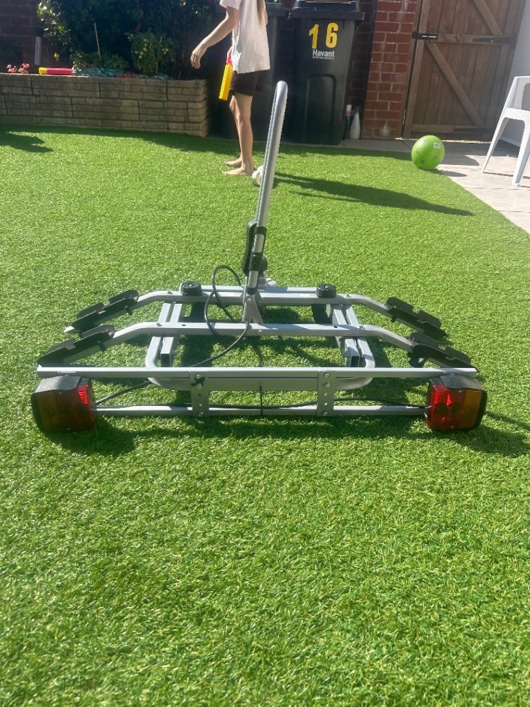 Towbar Mounted Bike Carrier Rack - Good Condition