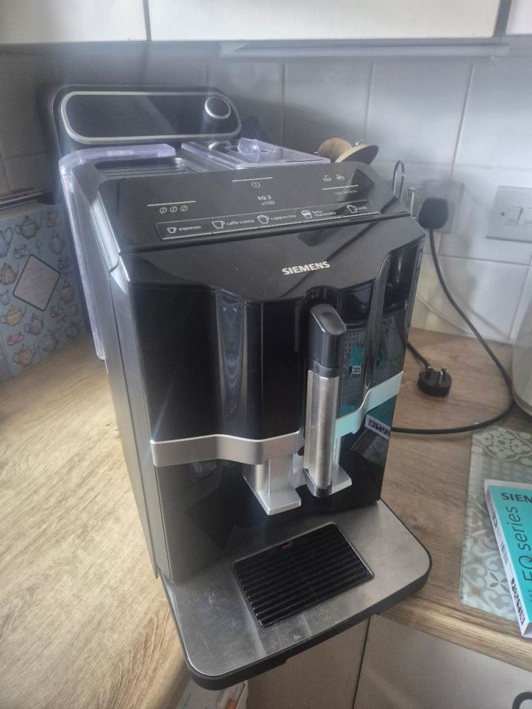 Siemens eq3 s100 bean to cup coffee machine
