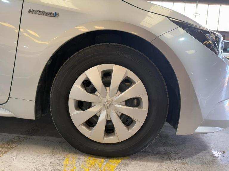 2020 Toyota Corolla 1 790 CC TOYOTA COROLLA TOURING Hybrid