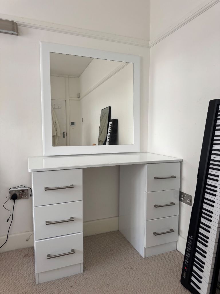 White Dressing Table with Drawers – Fair Condition